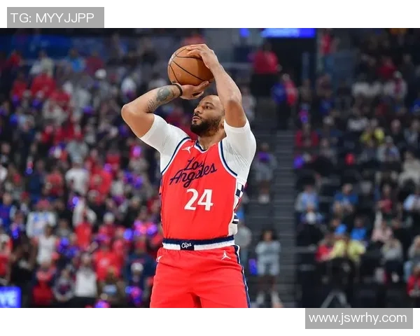 热火队记：球队头号得分手鲍威尔因伤缺席今日战黄蜂