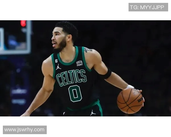 怀特：布朗不可思议关键时刻能挺身而出 这正是我们需要他做的