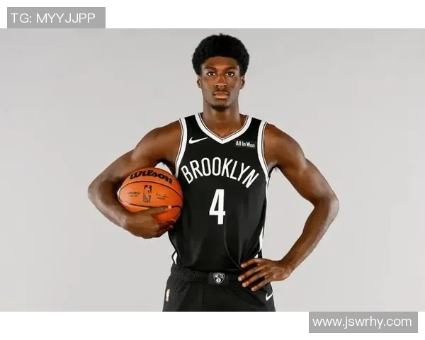 热火鲍威尔脚踝扭伤离场 回归存疑