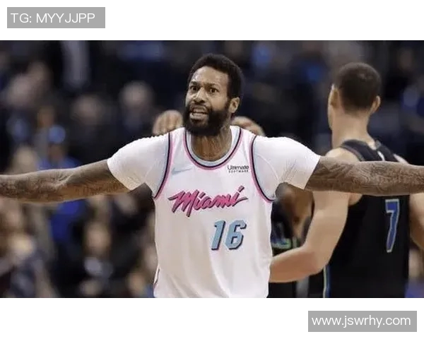 崩了，勇士崩了！美媒建议史诗级3方大交易......